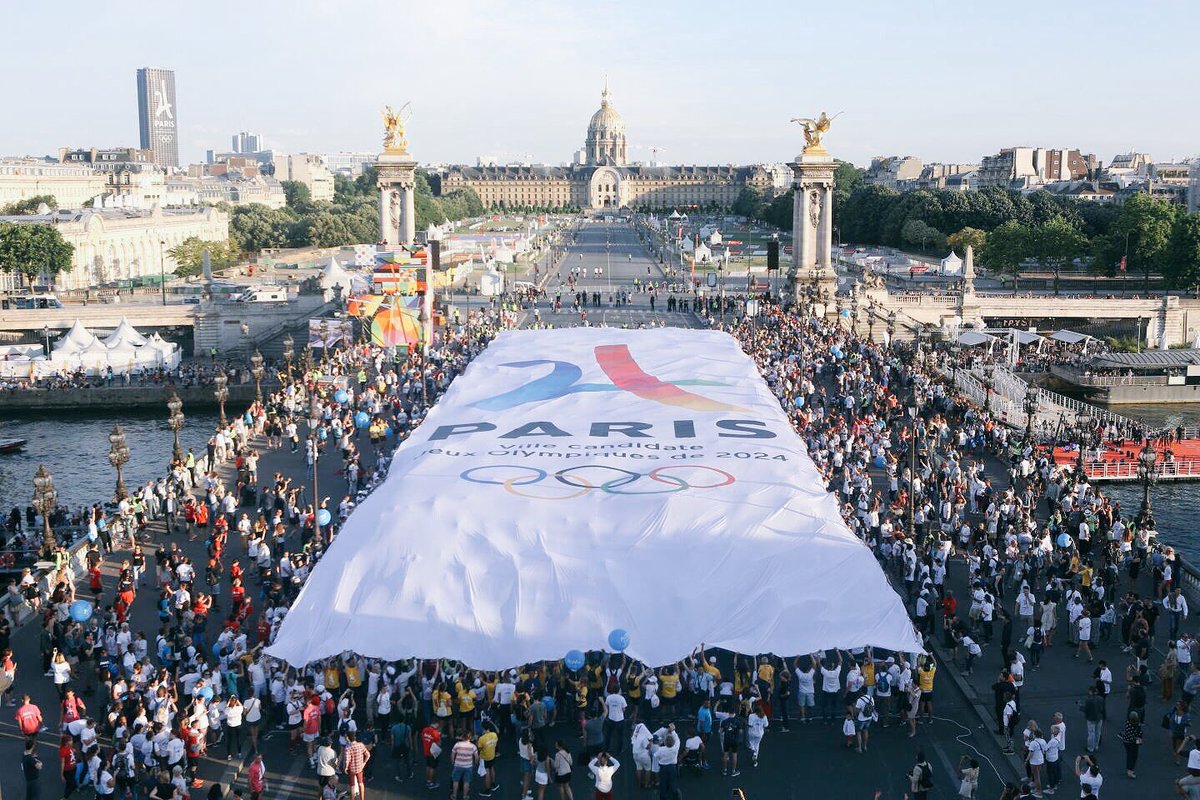 Historiques #JourneesOlympiques. Merci aux athlètes, aux équipes de la famille #Paris2024 et à tous les parisiens pour cette fête 🎉 !