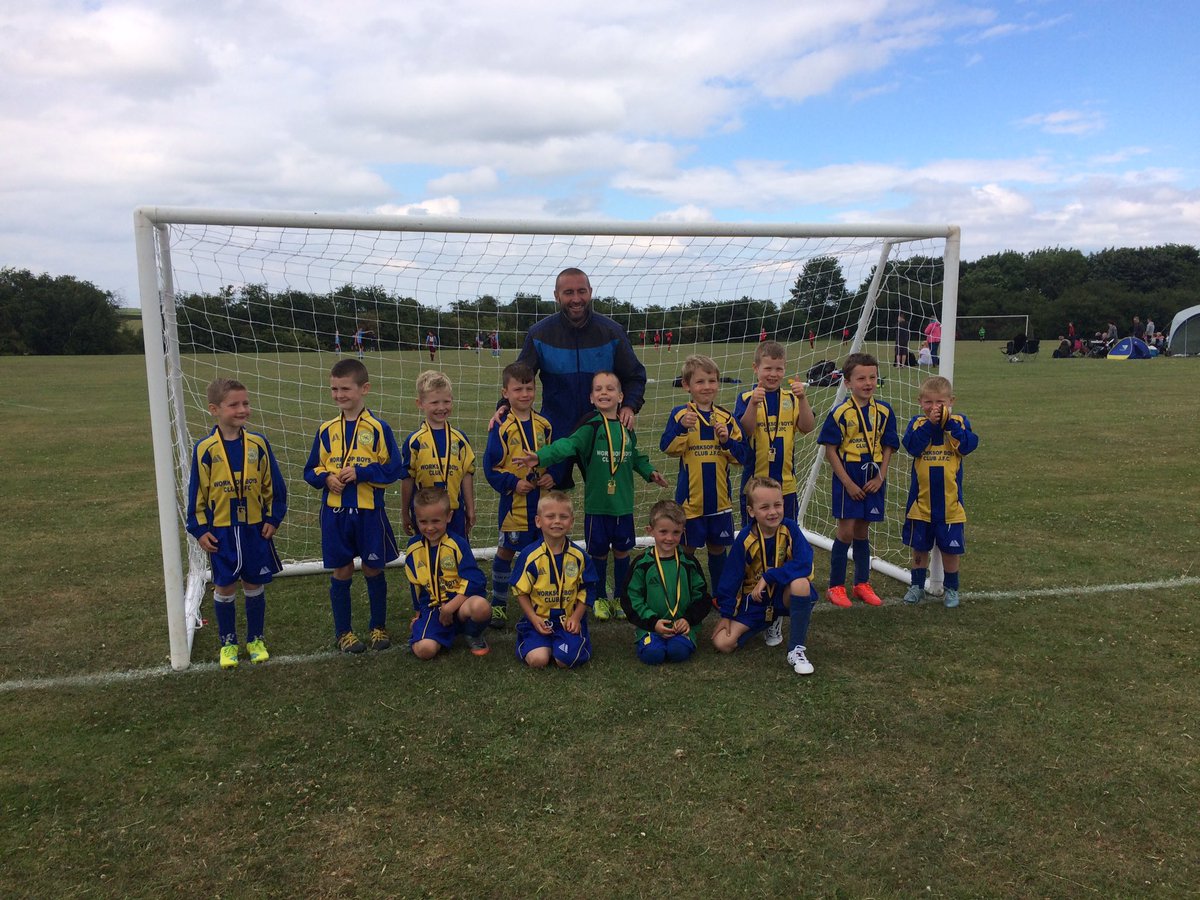 @MangoClass30 <a href="/jlratcliffe77/">Jamie Ratcliffe</a> <a href="/tingle148/">Michael Tingle</a> <a href="/lindseyjr25/">lindsey ratcliffe</a> Super proud of Zach and Mitchell in their first football tournament today ⚽️⚽️