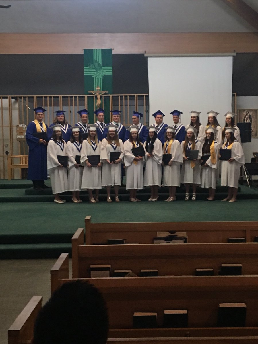 Going to miss this crew! Congratulations grads of 2017! <a href="/srceltics/">Ste. Rose Celtics</a> #steroseceltics