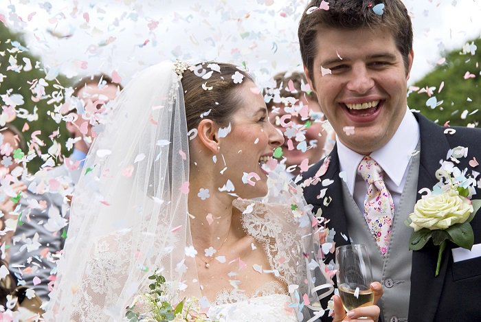Mayinsservices's tweet photo. If you are newly married, you will need to update your insurance policies! Call us so that you have the right coverage! (304) 425-3600 https://t.co/Xmj1jNcPHD