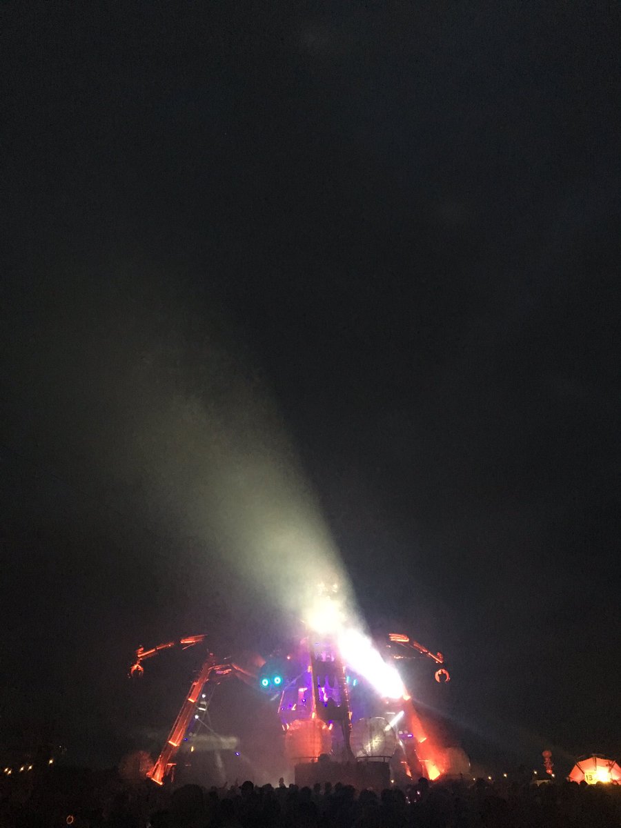 JAM_EA's tweet image. That moment when @MRGOLDIE drops Redemption Into Inner City Life. Yeah...that🔥❤️