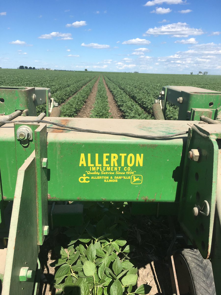 How many of you farmers still have some iron in the shed with one of these decals on it? #goodmemories #bestjohndeeredealshipever