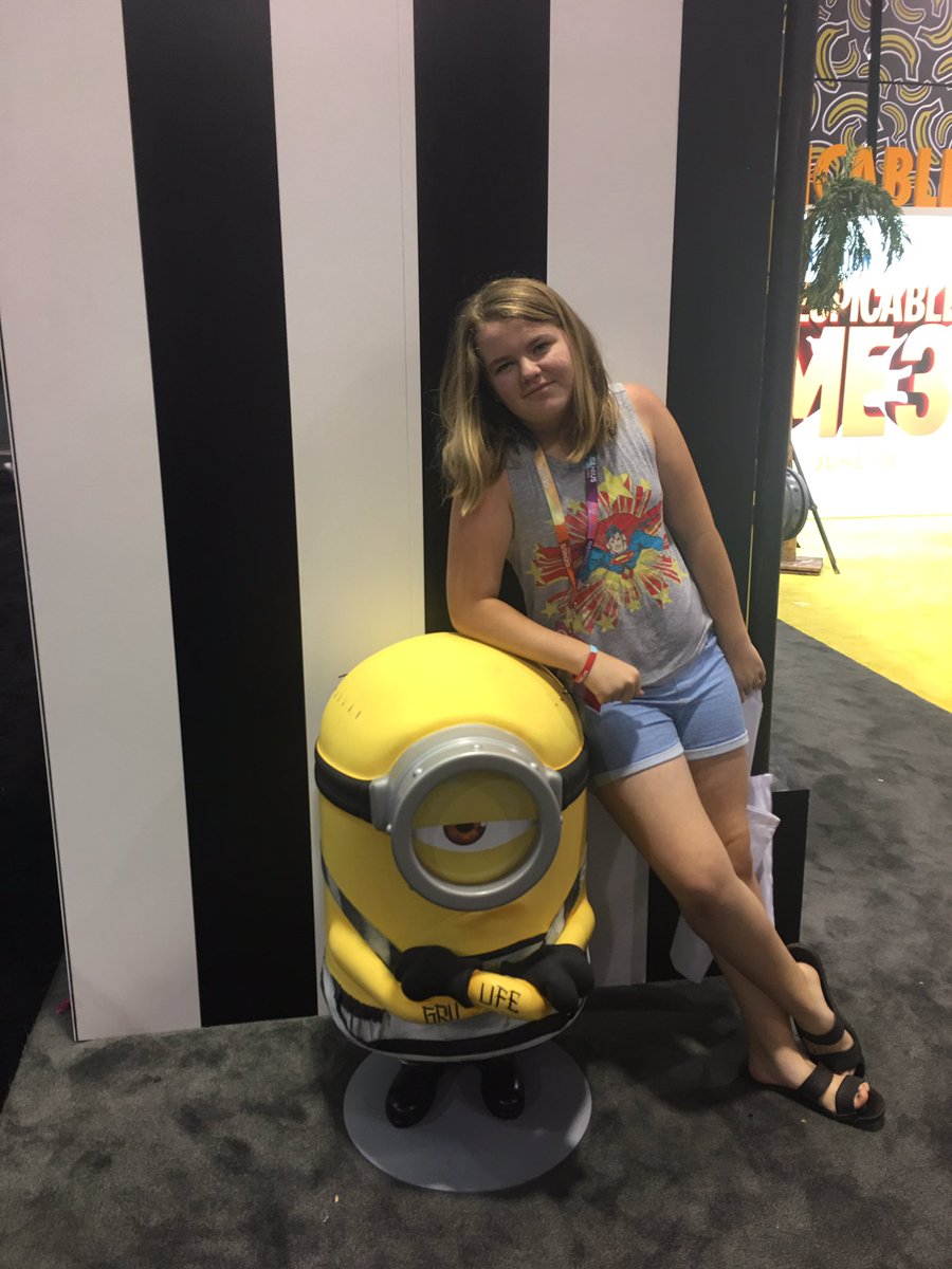 lifewkate's tweet photo. @DespicableMe @DespicableMe #DespicableMe3 #DM3Vidcon243 so excited for this https://t.co/OEcmliNZvV
