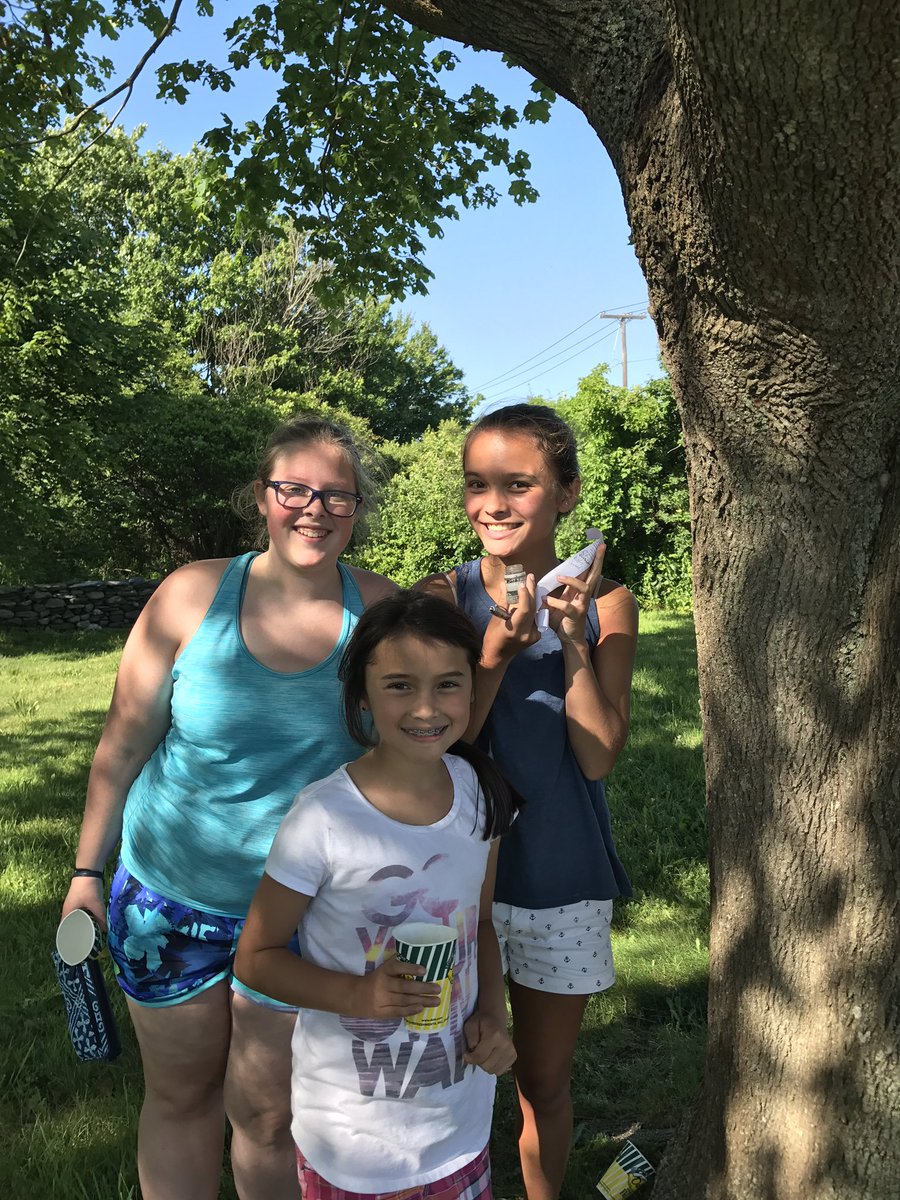 LG721's tweet photo. The kids went geocaching today #firstfind #geocaching https://t.co/mgFdBr5LJh