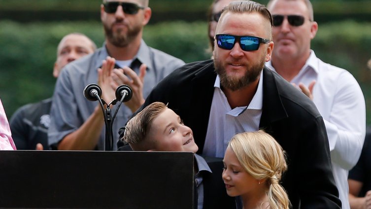 CHSN__'s tweet image. WATCH: Mark Buehrle's entire jersey number retirement speech -- bit.ly/2t7zzPy

#WhiteSoxTalk