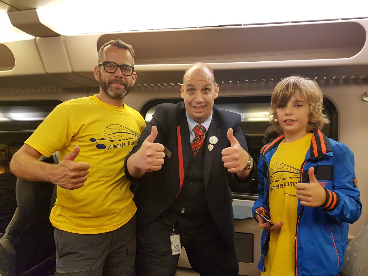 Kijk eens wie ik gevonden heb, de kilometervreters van <a href="/treinreiziger/">Treinreiziger.nl</a> Gezellig dat jullie er waren en heel veel succes het laatste stukje. 👍