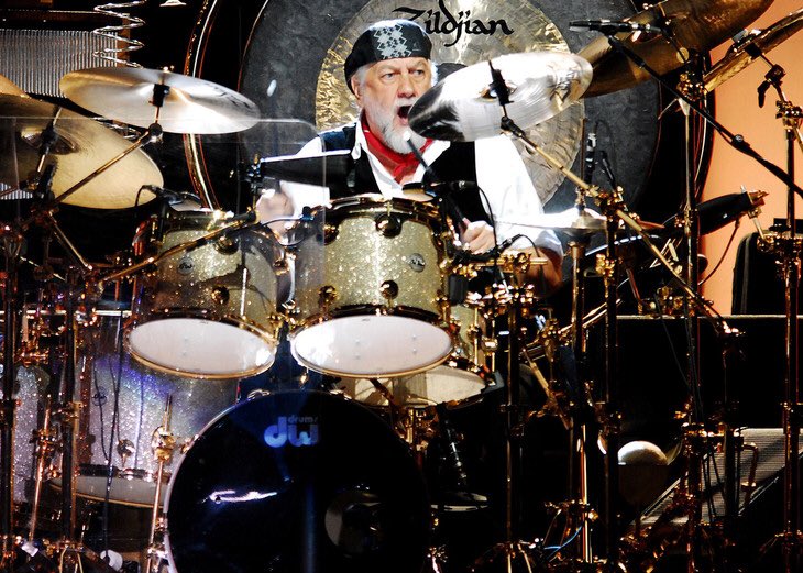    We wish a very happy birthday to Mick Fleetwood! ¡Feliz cumpleaños 