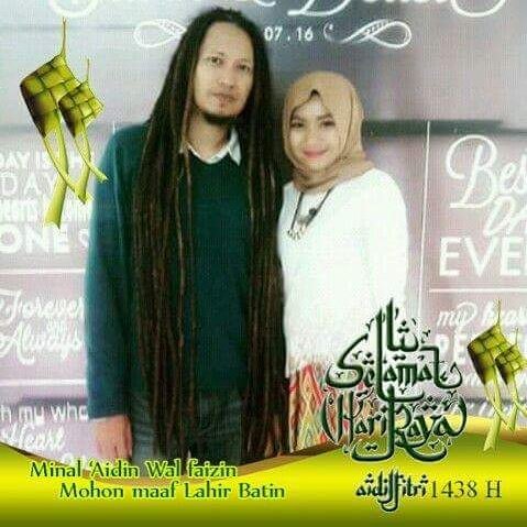 Bayu &amp; Lia mengucapakan Minal Aidzin Wal Faidzin mohon maaf lahir dan batin