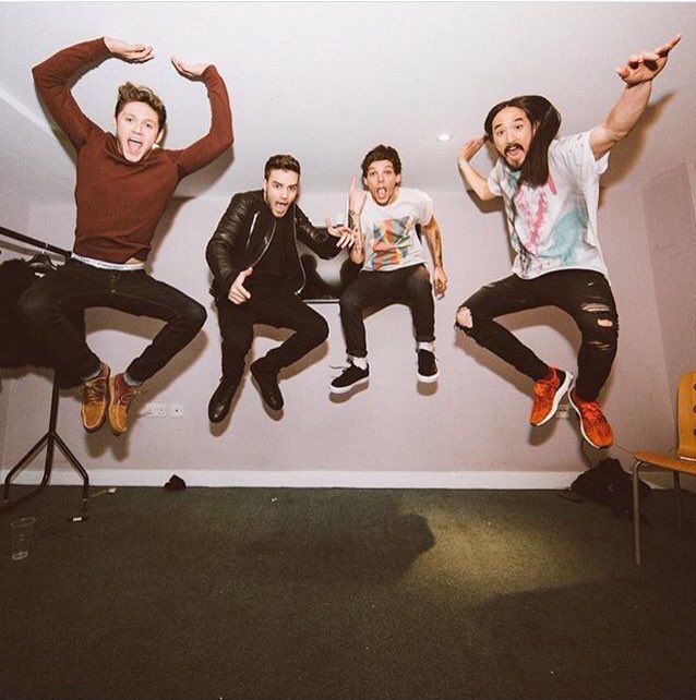 stylsglorious's tweet photo. AMÉM STEVE AOKI, TE AMAMOS !! 🙌 QUE FOTO LINDAAAA https://t.co/Ly91PSVdan