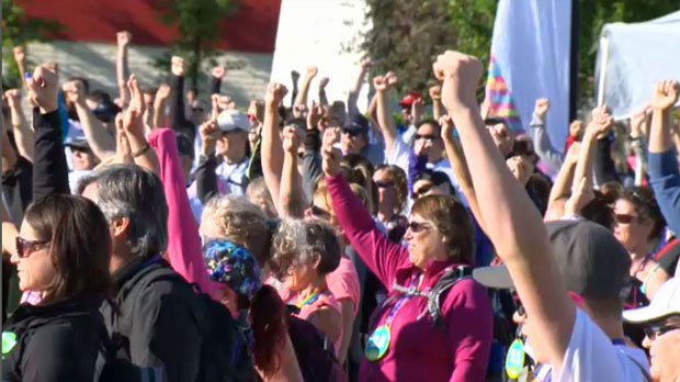 Hundreds lace up to support Alberta’s ongoing battle against cancer bit.ly/2rOMmm4 #yyc <a href="/albertacancer/">albertacancer</a> <a href="/OneWalkAB/">OneWalkAlberta</a>