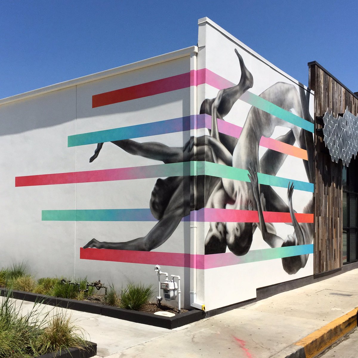 TheGraffHunter's tweet photo. Cyrcle #LA #streetart #knolldrive #melrose #westhollywood 📍 https://t.co/zpWJpuZ4KN https://t.co/rH4RXJFO9h