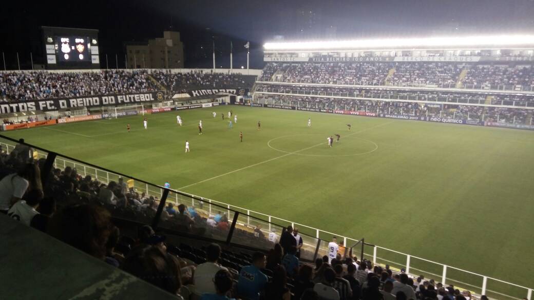 halleytvoficial's tweet photo. Santos x Sport, Vila Belmiro - Cobertura da 9° rodada do Brasileirão. https://t.co/CDJHcVPsAE