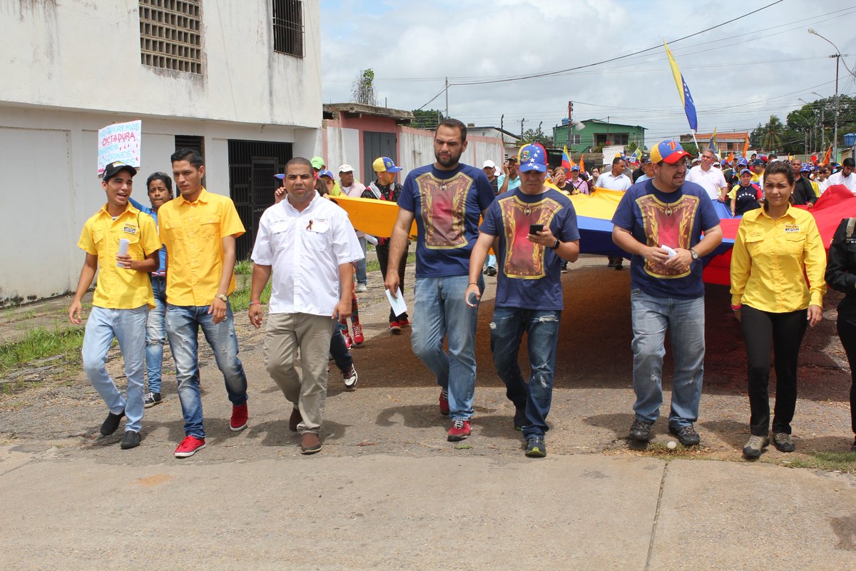 Guillermo_Call's tweet photo. #24jun Marchamos en Brisas del Aeropuerto,Parquesito,Sabana grande y La Florecita #Monagas asume el compromiso #FANRebélenseContraElDictador https://t.co/yexfC0cL7z