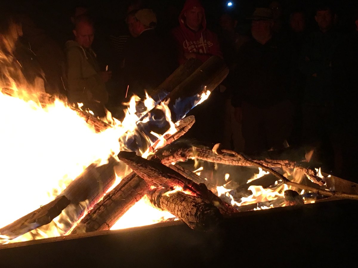 cdoney77's tweet photo. Manly marshmallow toasting!? @Beechymessage https://t.co/XnTVJb63Sq