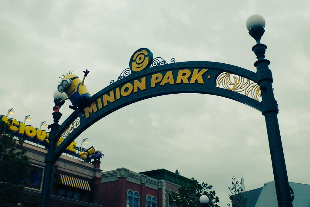 ______wfl's tweet image. Minion Park !✴
😍BEST DAY EVER 〰