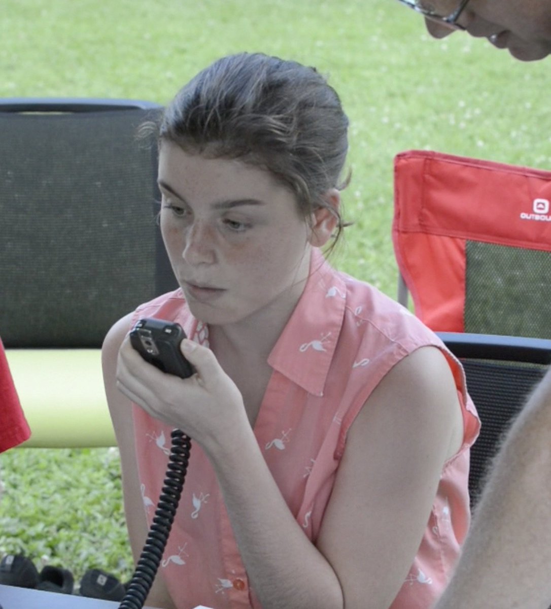 Elisha and Kendal make their first contacts at the CG3RAC Field Day VE3JW GOTA station near Ottawa. #RACFD #RACtweets #ARRLFD #ottnews
