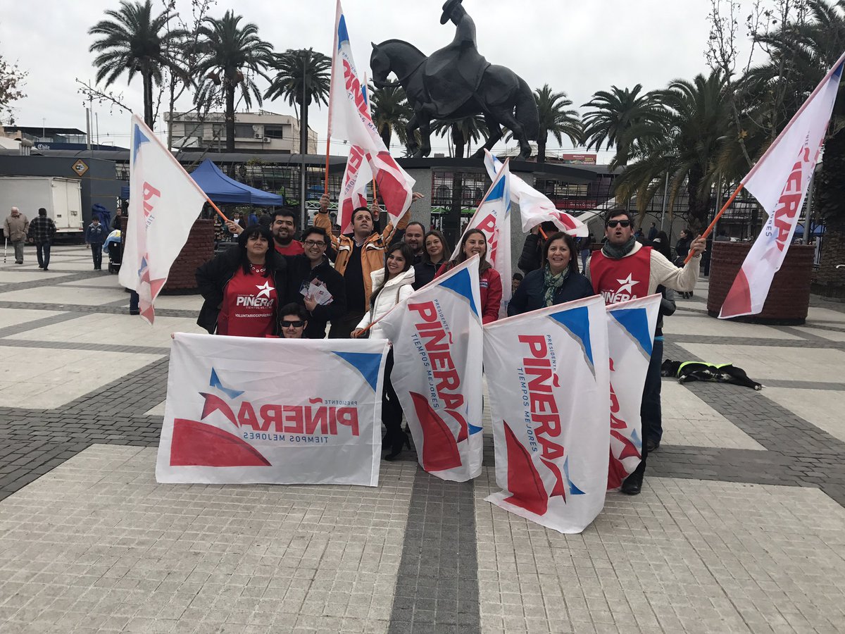 clau_faundez's tweet photo. Puente Alto también se suma a Tiempos Mejores.!!@sebastianpinera @RNchile @alenovoas @ceciperez1 @ceciliamorel https://t.co/g5vxRVdJKB