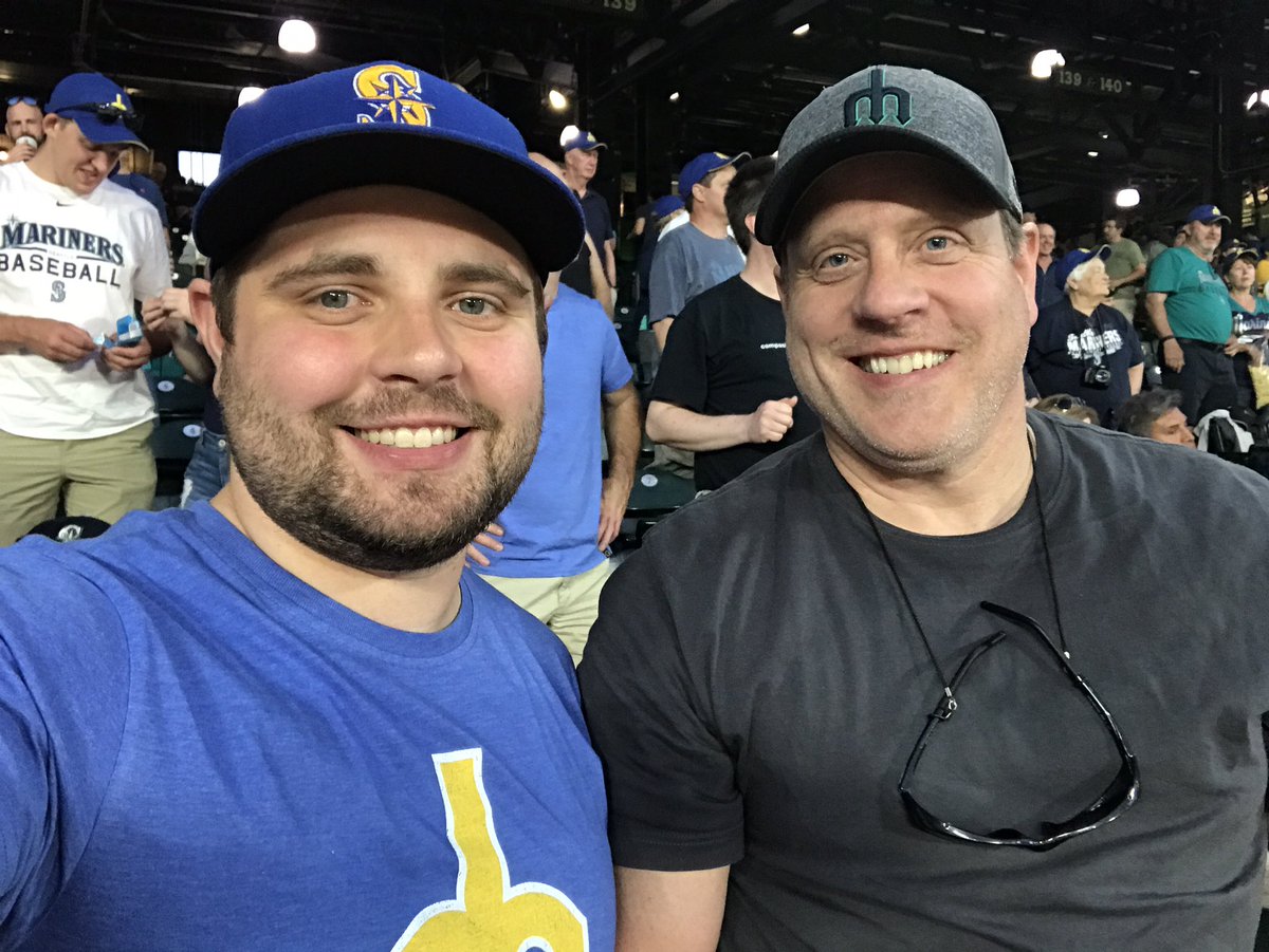 curtishatch3's tweet photo. At the corner of 1st and Dave with pops for my 29th birthday! #Mariners77 #WhereIRoot oh and don't forget the grasshoppers @Mariners https://t.co/sCzU5mEWJU