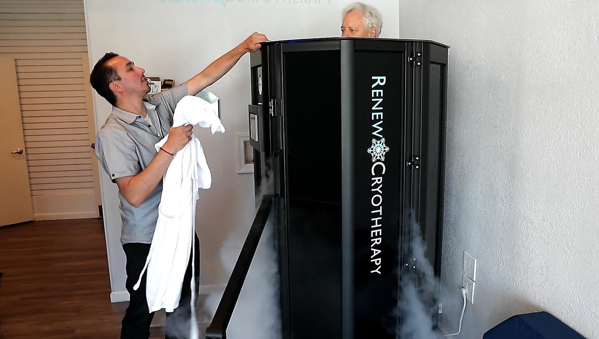 sfchronicle's tweet photo. #Cryotherapy: Is it the coolest thing in sports medicine? via @scottostler
https://t.co/lruhhXDQq8 https://t.co/82hU4hVkQs