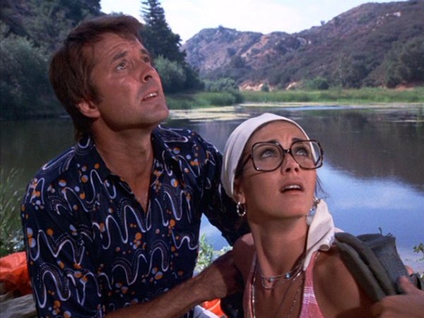 MeTV's tweet photo. Looking like Lynda Carter and Lyle Waggoner here tops our list of #summergoals #MeTVWonderWoman https://t.co/p6A92yt5Sz