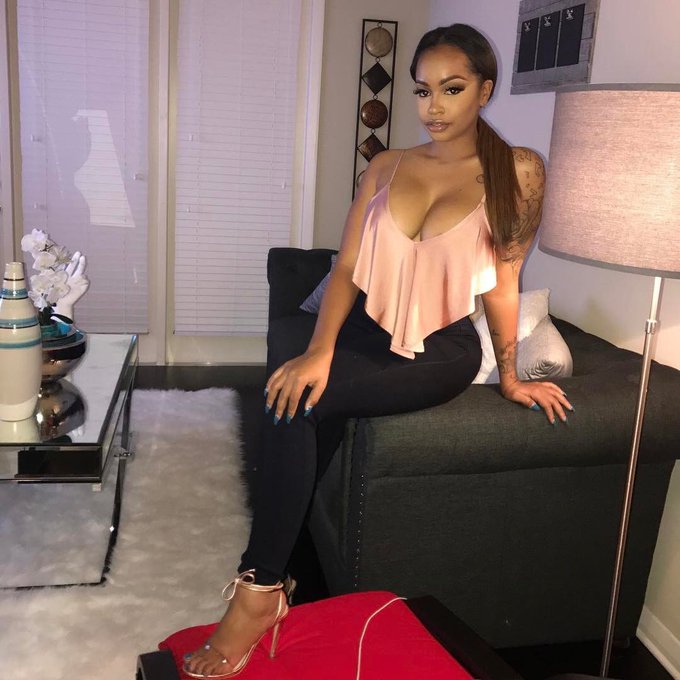 Looking like someones wife 😌 #FAME https://t.co/5xOWZTjSlY<a href="/tag/fame"class="tags">#FAME</a>