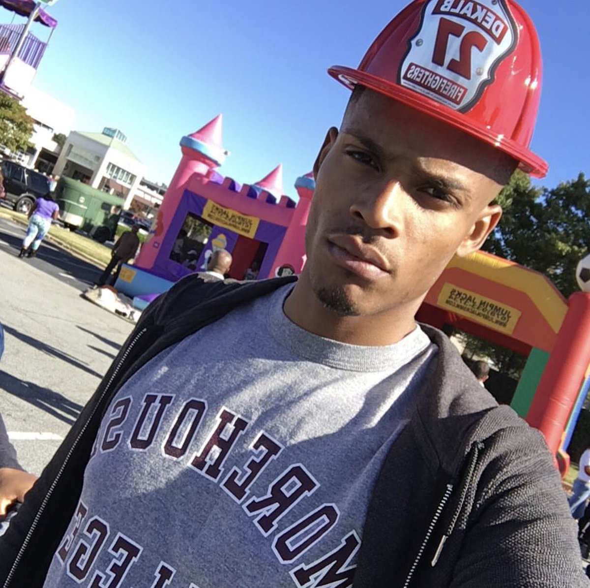 Boi_Gorgeous's tweet photo. #FineMenWithDegrees https://t.co/OuVYMy5KSQ