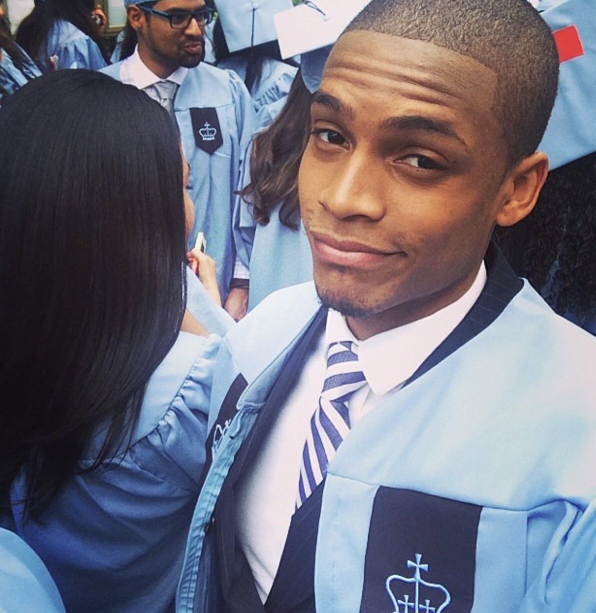 Boi_Gorgeous's tweet photo. #FineMenWithDegrees https://t.co/OuVYMy5KSQ