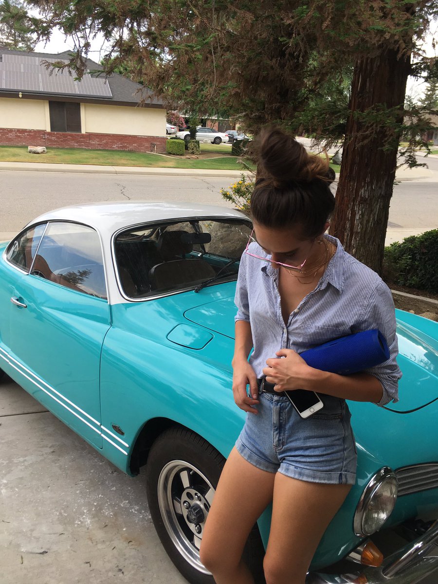 blavert5's tweet photo. craig's back!!! 🚗-->🚙 https://t.co/JJT1NK5J0e