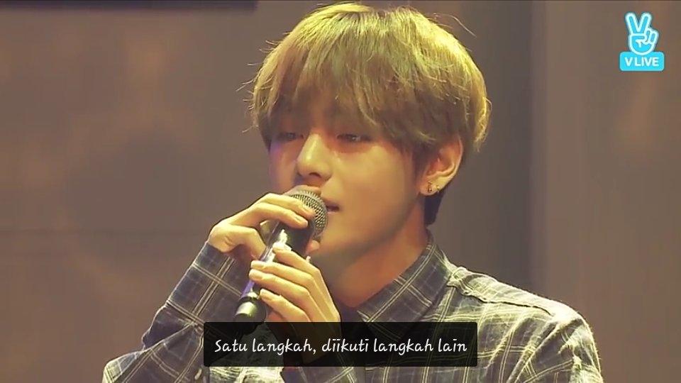 Btspicse07's tweet photo. #4yearswithBTS #BTSWEEK #TAEHYUNG https://t.co/E5Xba6OZvS