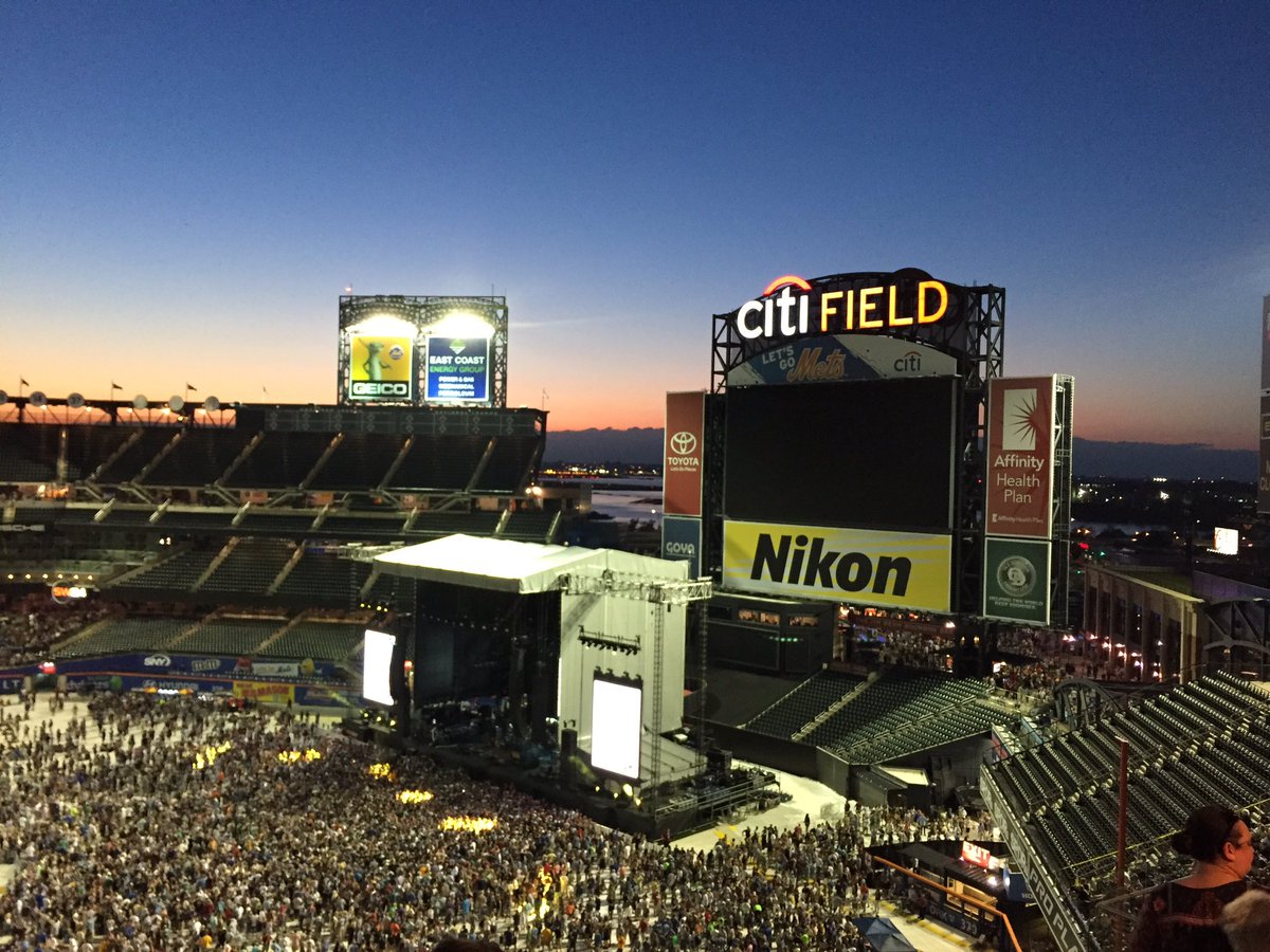 TheRealGWAL's tweet image. #SetBreak
@deadandcompany 
@CitiField