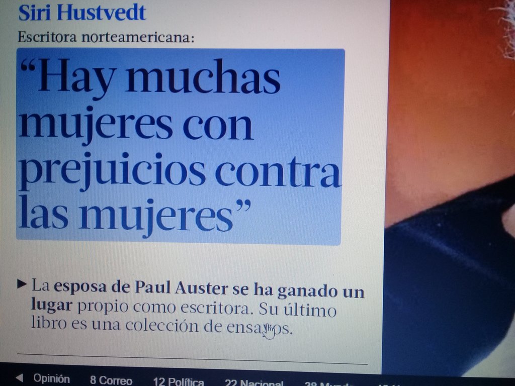 alecostama's tweet photo. "La esposa de Paul Auster se ha ganado un lugar propio como escritora". Así que no vamos a dejar de decir la esposa de Paul Auster. https://t.co/uSteJF2V1d