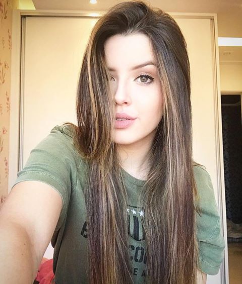 cantar_alegria's tweet photo. #ImaginaQLoucoSe  ela a flor mais bela me desse boa noite! @esthermarcos https://t.co/Cj45xfkzsI