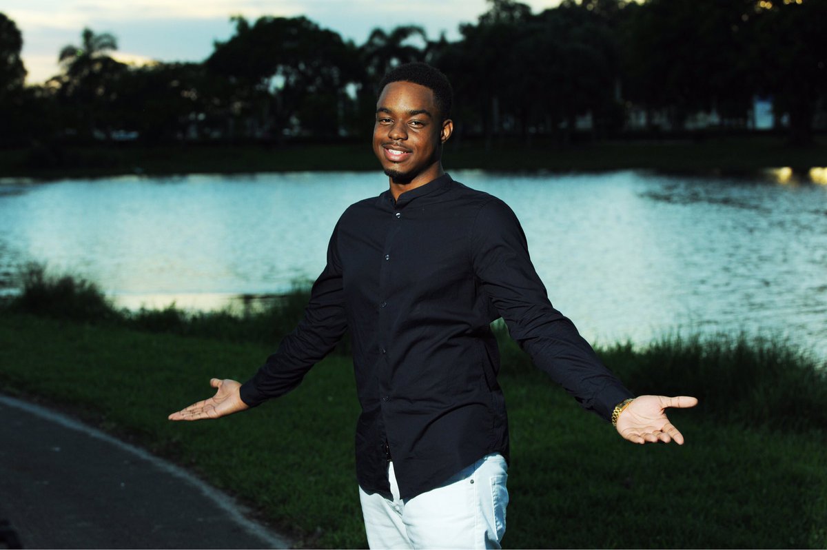 OnRob_'s tweet photo. #UCFMenTwitter #UCF17 #FreshEpidemic https://t.co/YIwylFGOa9