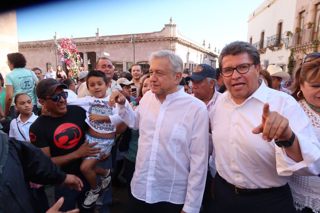 RicardoMonrealA's tweet photo. Un honor, haber acompañado @lopezobrador_  en Zacatecas. El crecimiento de Morena no lo detiene nadie.
# https://t.co/MQCFV7sd2l