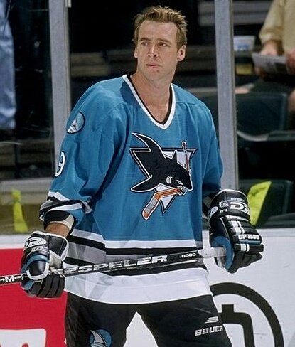 Happy 56th Birthday to alumni forward Bernie Nicholls. 