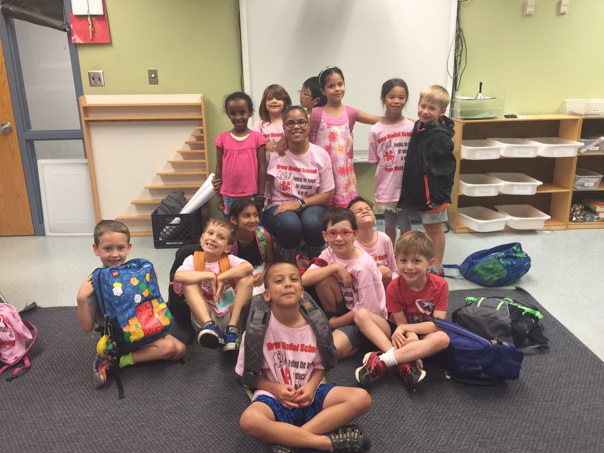 APSDrewlibrary's tweet photo. I'm going to miss these little people so much.  @APSLibrarians @APSLibraryServ @APSDrew https://t.co/CokwNMOelZ
