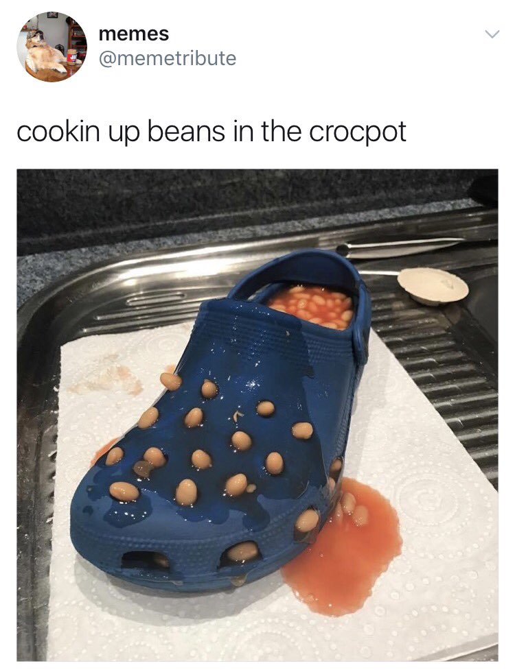 sarahbeck24's tweet photo. MY NEW FAVORITE ACCOUNT IS @memetribute https://t.co/KcGO6BGizS