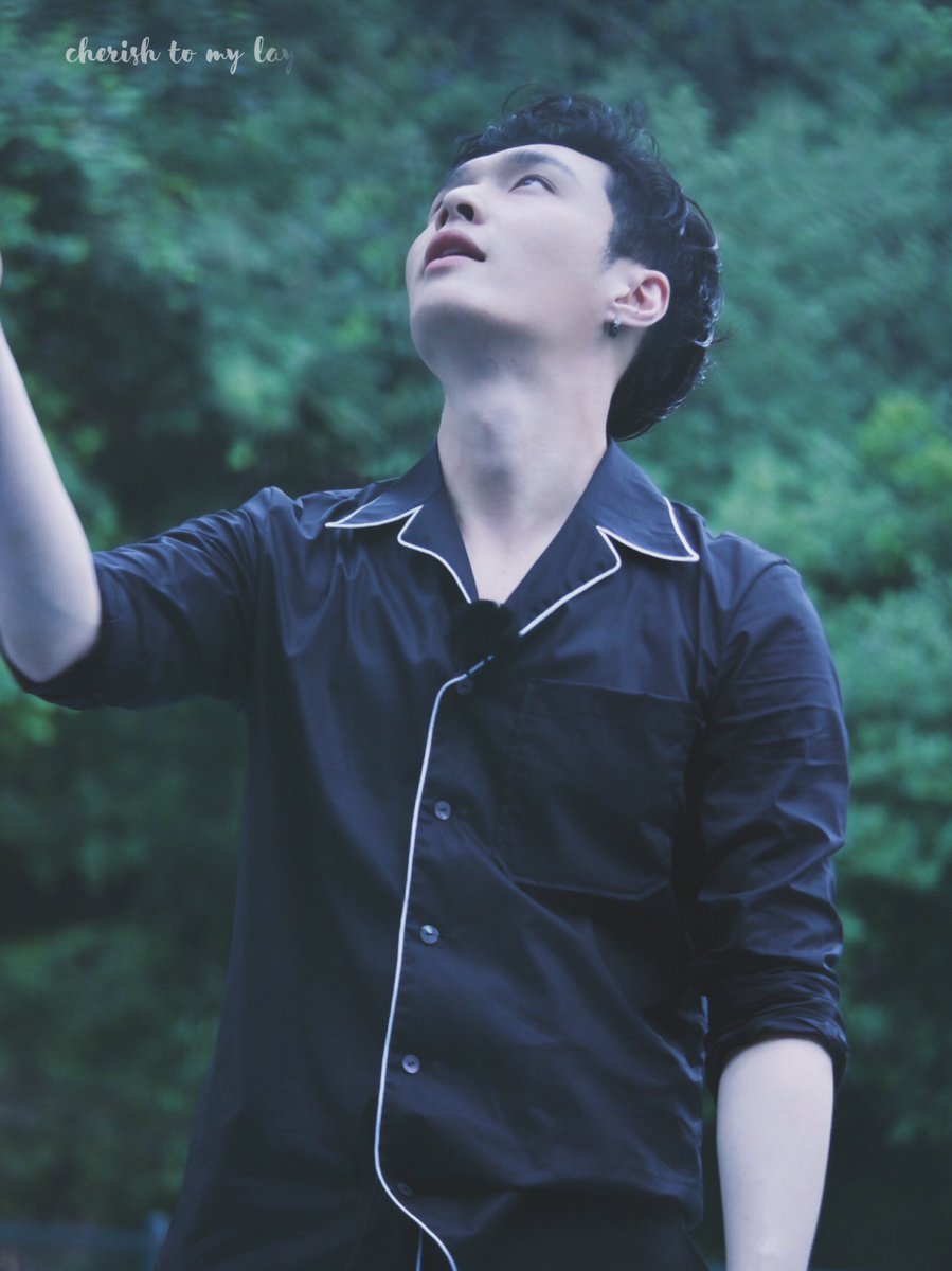 yixing pics (@zyxarchive) on Twitter photo 