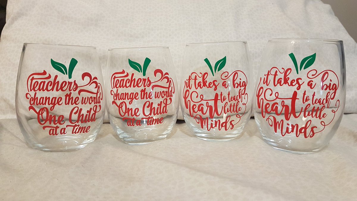 WistfullyShae's tweet photo. Cute little gifts made for my niece and nephews teachers this week! https://t.co/fnOLNfsiH0
