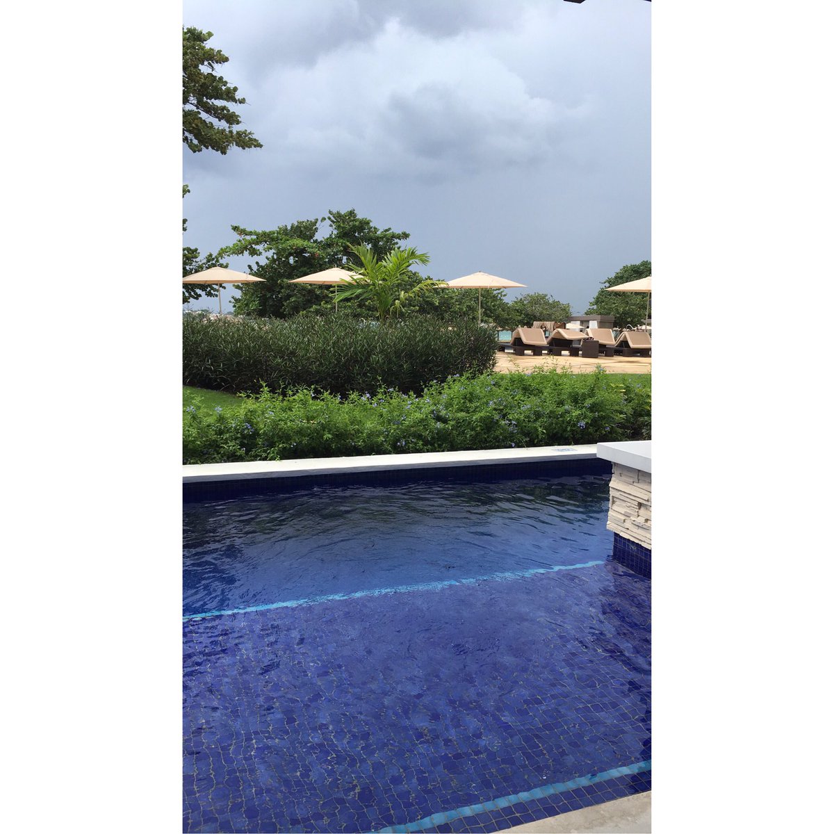 ImogenPalmer's tweet photo. Jamaica was so lovely, sad it was only for 10 days 🇯🇲✈️🌅 #Jamaica https://t.co/eMR2D65Viv