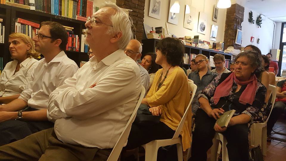 Giuditta_legge's tweet image. Continuiamo a dare i numeri?
QUARTO posto i DONI dello Zaino di Antonello di @DiariBordo 
giudittalegge.it/2017/06/01/nel…
@CasaLettori