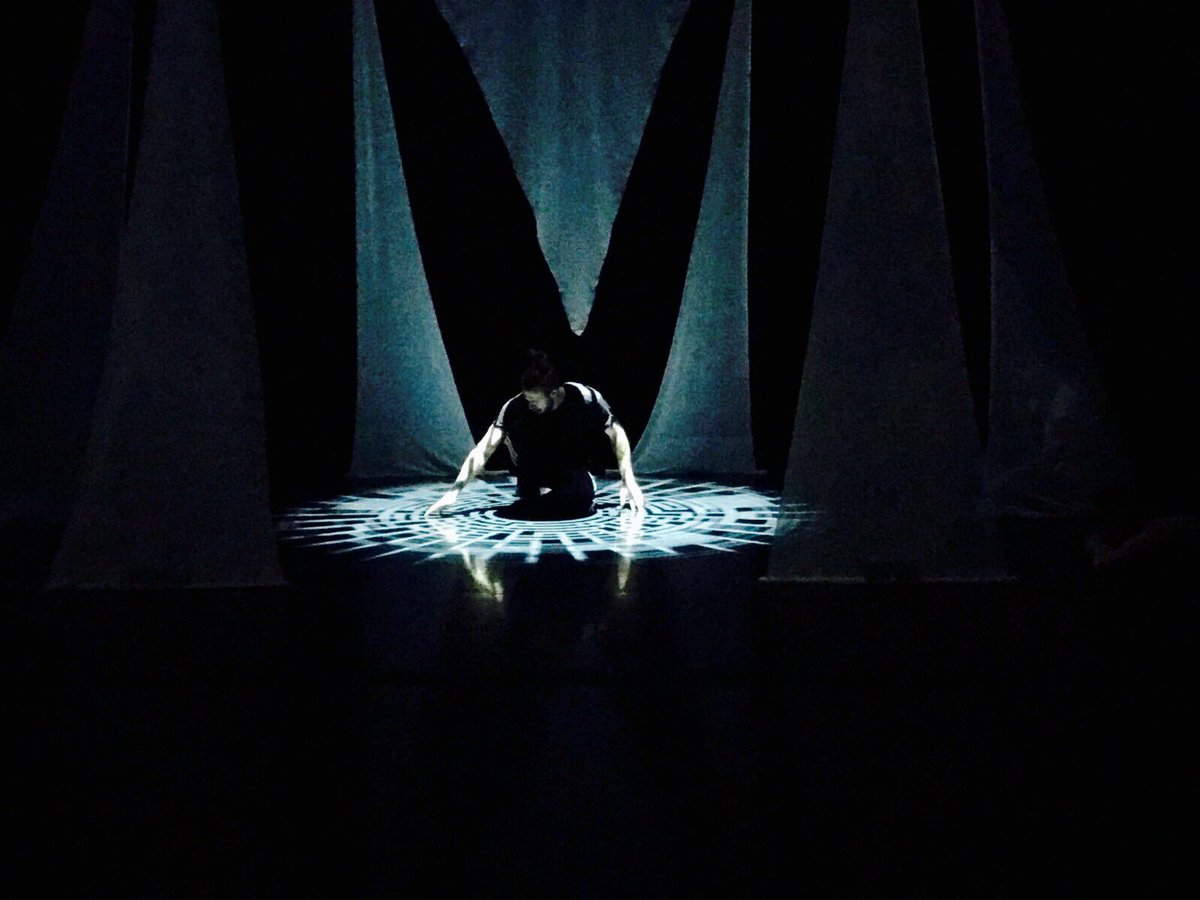 adairetodance's tweet image. Book your tickets now for #Icarus @Guildhall_Arts Wednesday 28th June 7.30pm #grantham #dance #digital @GranthamNews @granthammuseum