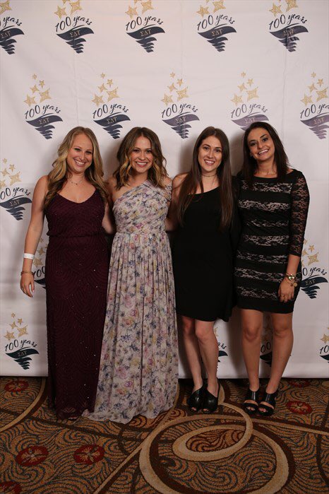 IlanaWeinstein's tweet photo. And go Noles @FSUSigDelt ❤️💛#proud #sdt100 https://t.co/wwsDLsJjAH