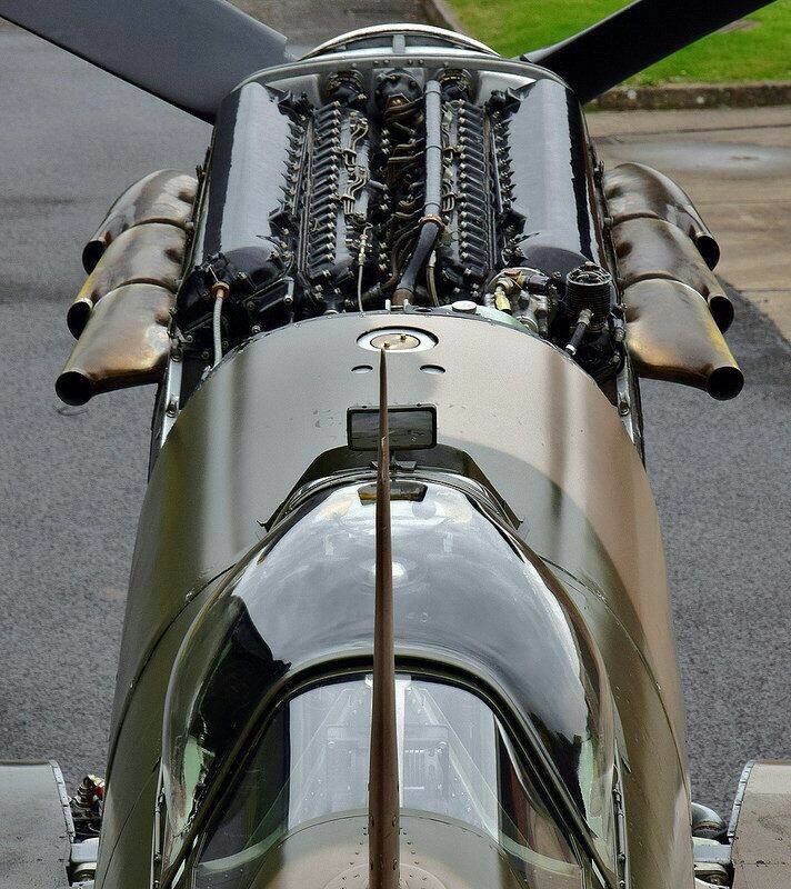 CcibChris's tweet photo. Pristine image of Spitfire. 27 litres of immaculate motor up front https://t.co/5XKKoZhgQn