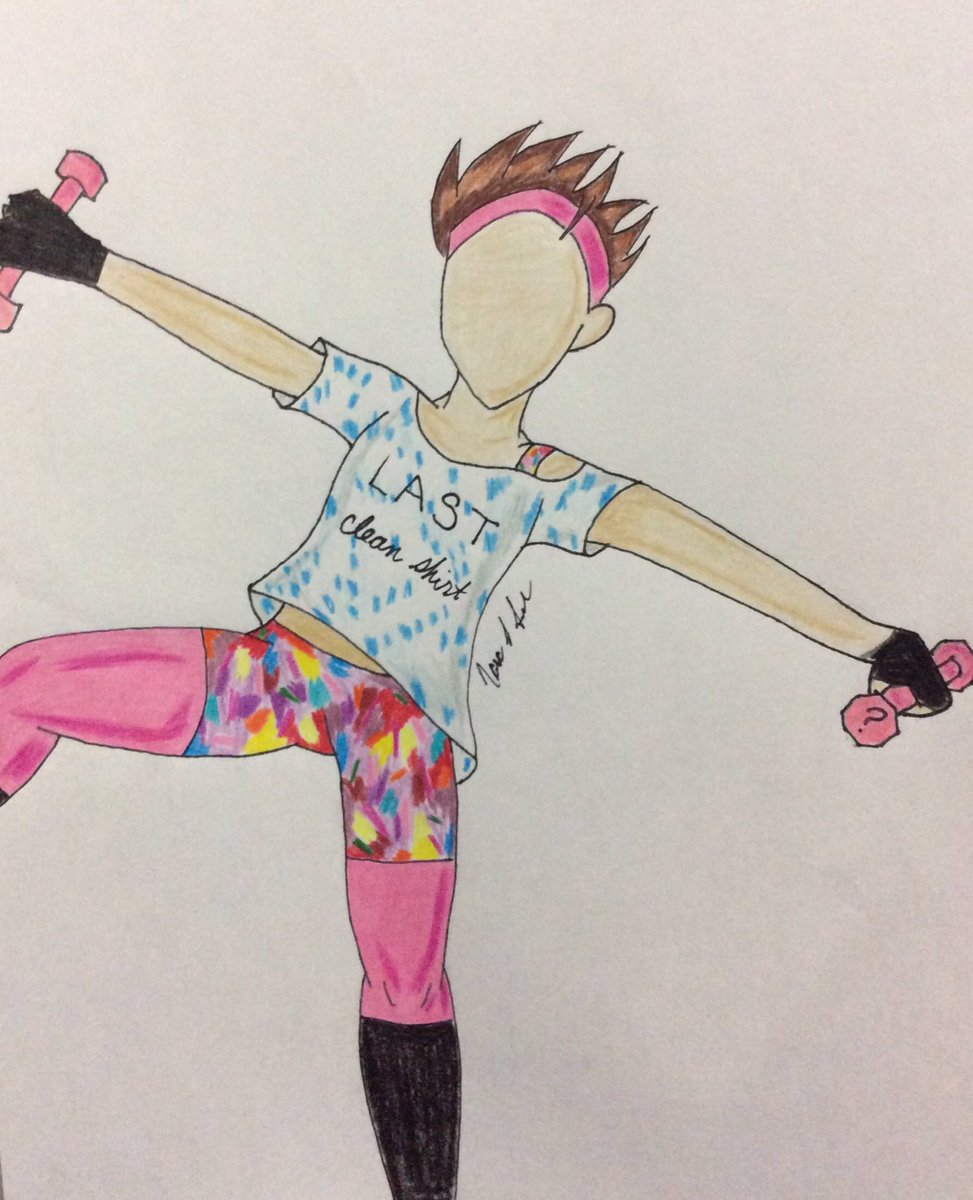 TaraxSmiles's tweet image. Before and after!!! Now that&apos;s a workout!!! Lol!! Hope to see more workout vids in the future!! 🏋️‍♀️🏋 #rocktheleotard #breakingsweat