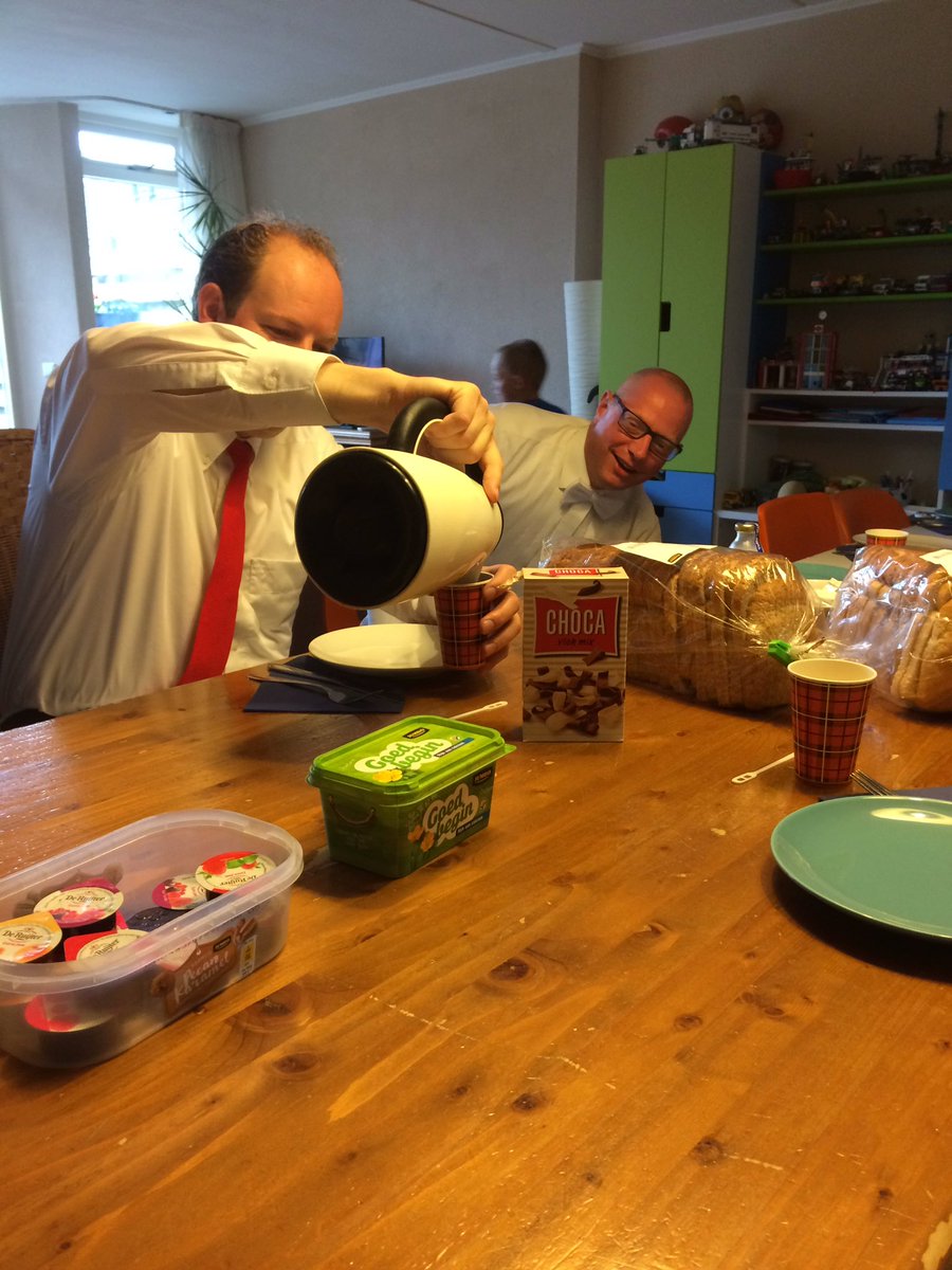 De Laurentianen klaar voor ontbijt bij <a href="/ivanmatthijssen/">Ivan Matthijssen</a>