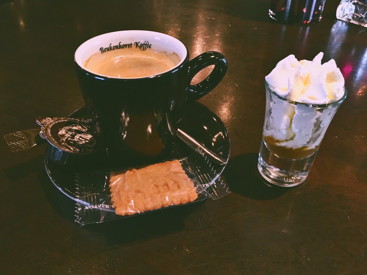 CafeSprakel's tweet photo. Een heerlijk dagje om jezelf eens te verwennen...de weergoden slaan een dagje over!#ontbijt #lunch #tapas #ZMB Fijne dag! https://t.co/oUvhwUfVqf