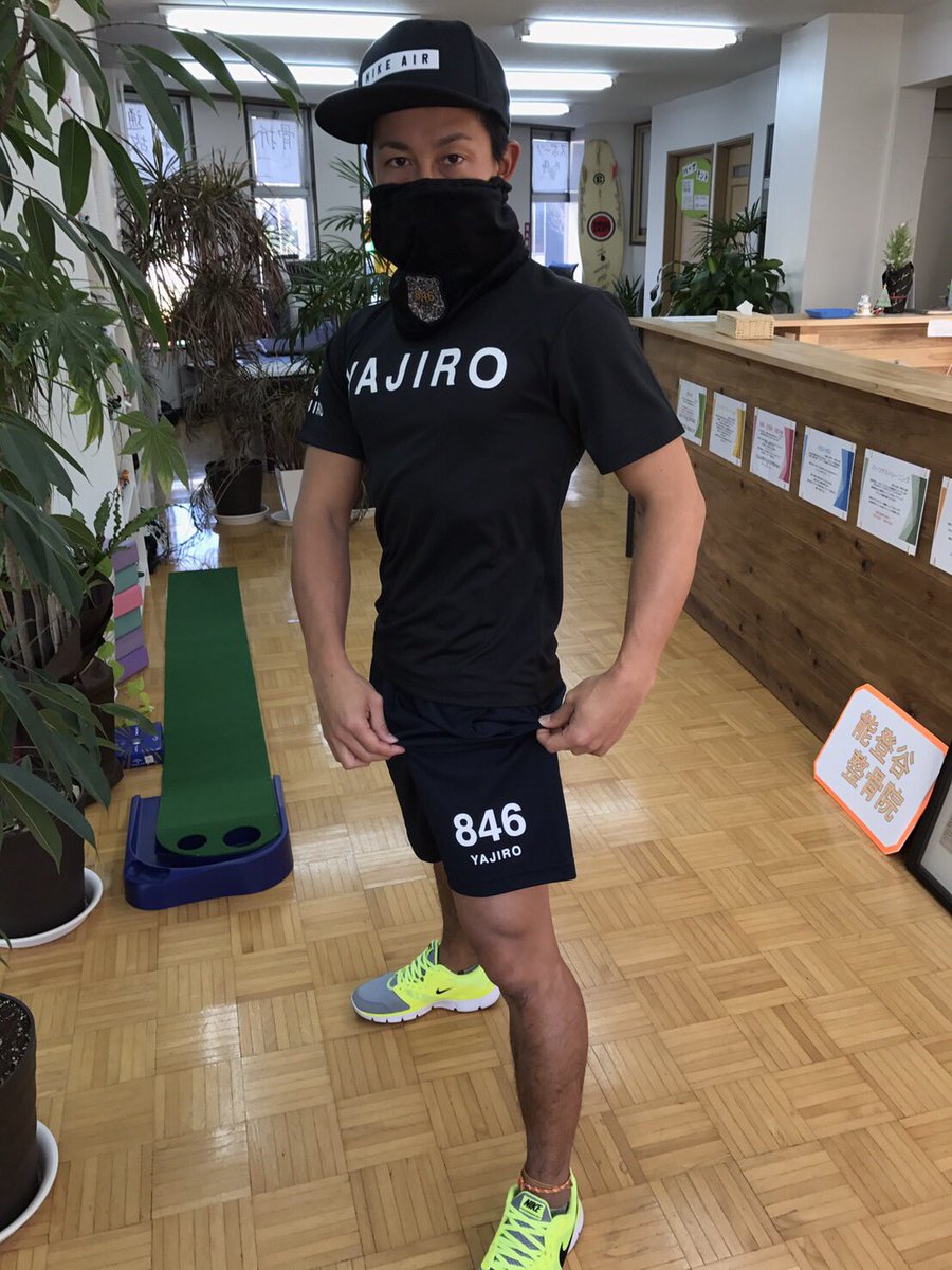 ☆再入荷情報☆ ✳︎YAJIRO JOYスポーツTシャツ ブラック ✳︎YAJIRO