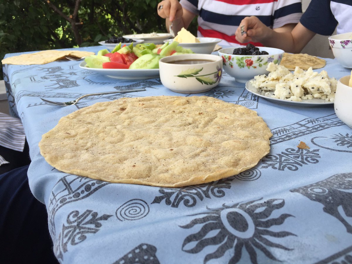 Selamun Aleyküm.Hayırlı Bayramlar.