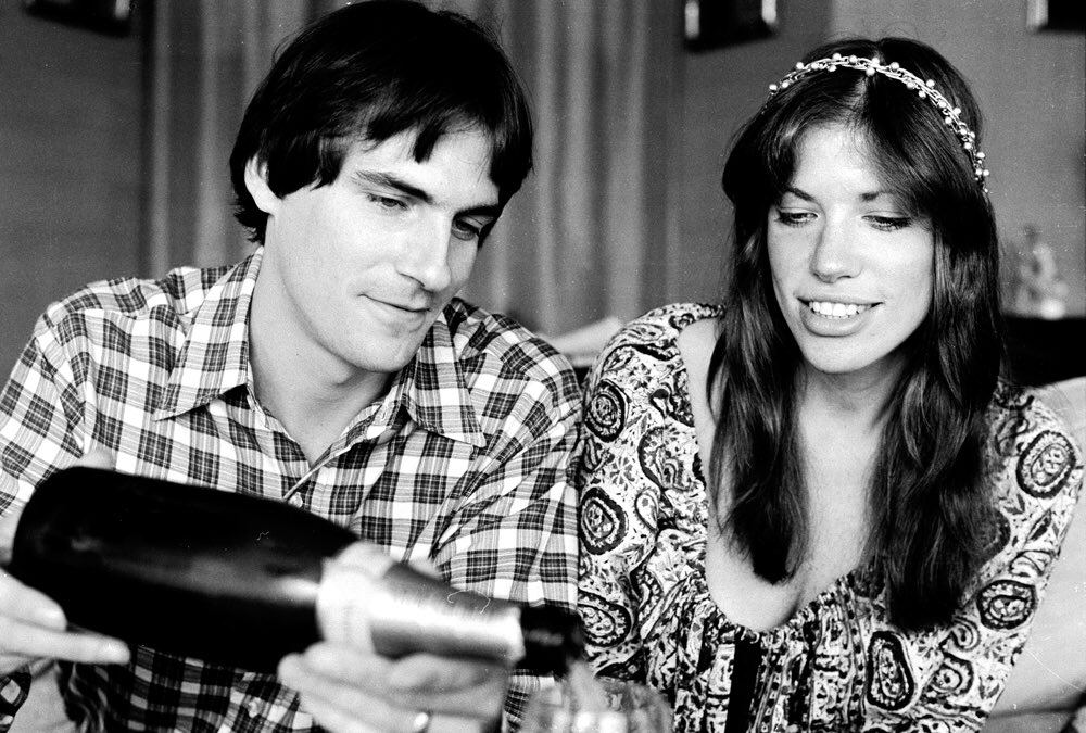Happy Birthday to Carly Simon. 